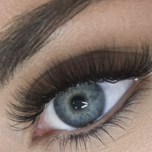 5 Benefits Why You Should Get Lash Extensions