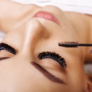 What are The Ways To Prepare For Your First Eyelash Extensions?
